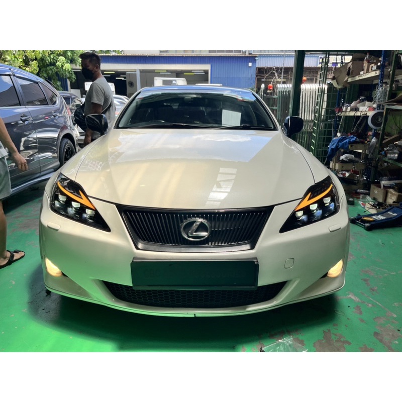 Lexus IS250 IS 250 Head Lamp DRL LED Triple Projector Head Light LED