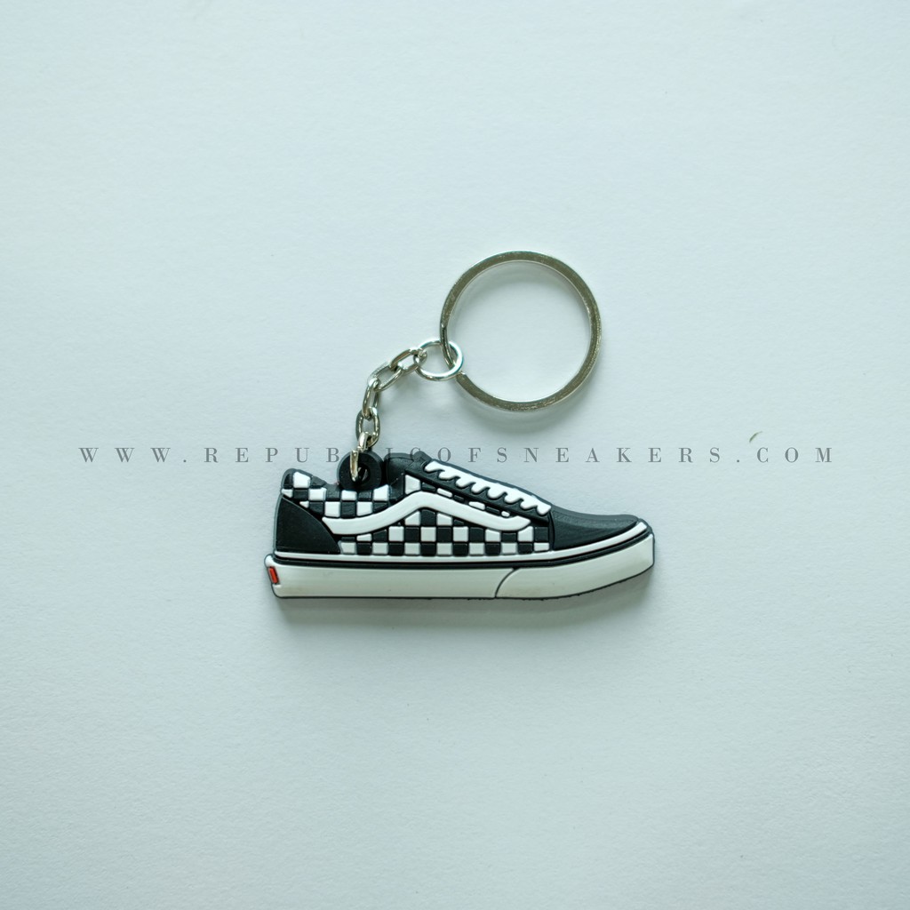 [2D KEYCHAIN] VANS OLD SKOOL CHECKERBOARD Shopee Malaysia