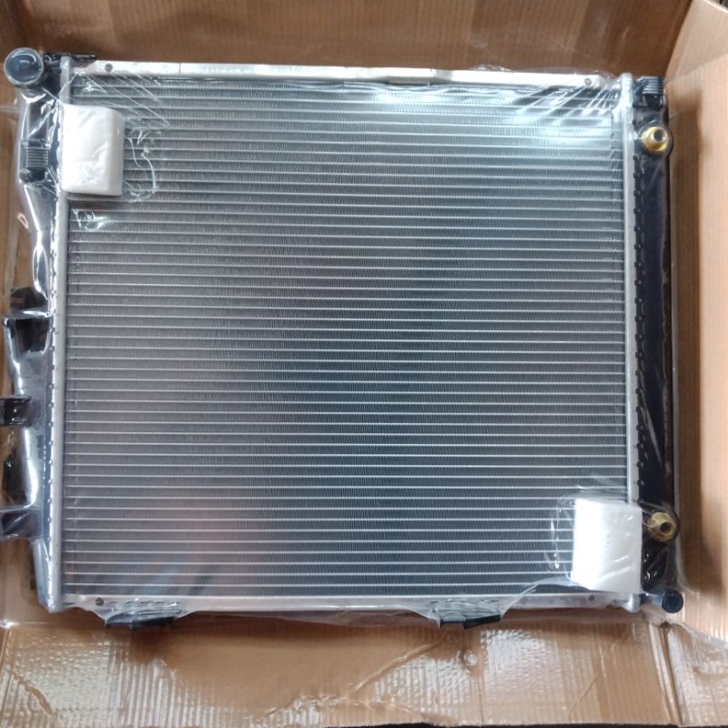 MERCEDES-BENZ W124/ W126 260E/280E PA32 HIGH QUALITY AUTO RADIATOR ...