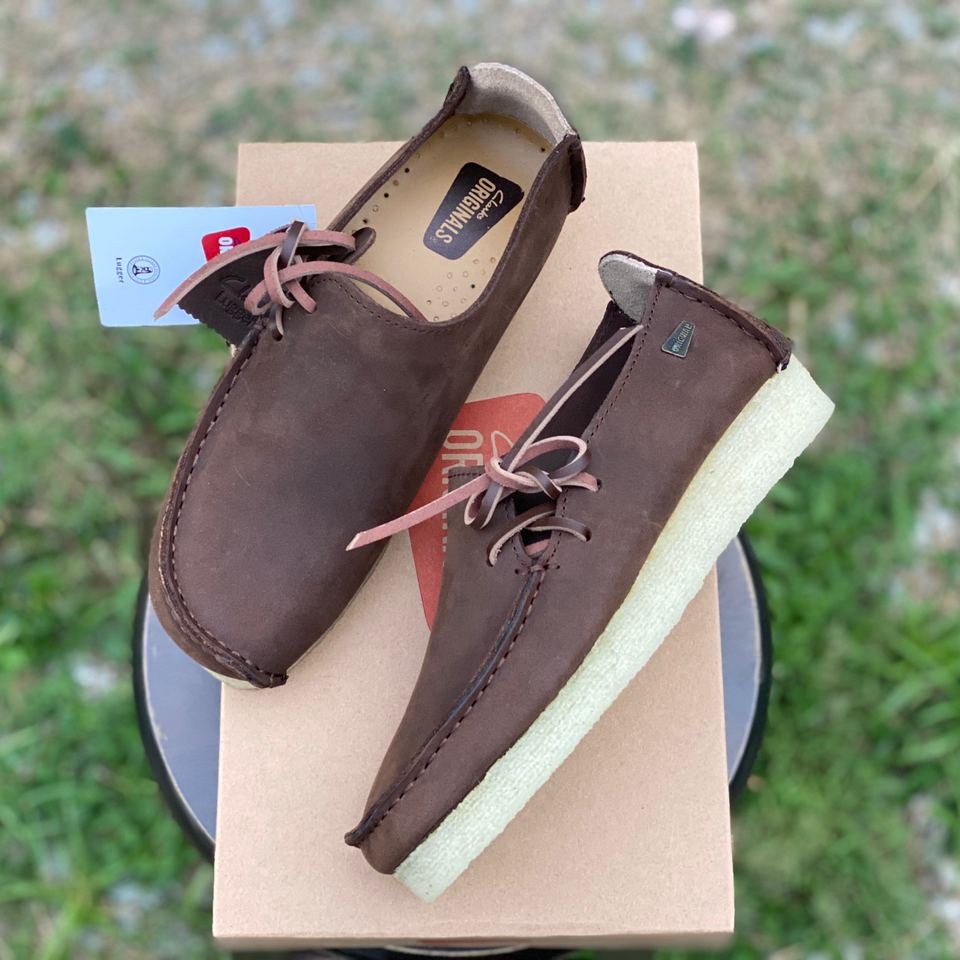 Kasut clarks shop lugger