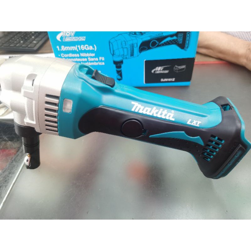 MAKITA 18V DJN161Z 1.6MM CORDLESS NIBBLER 16GA (SOLO) Shopee Malaysia