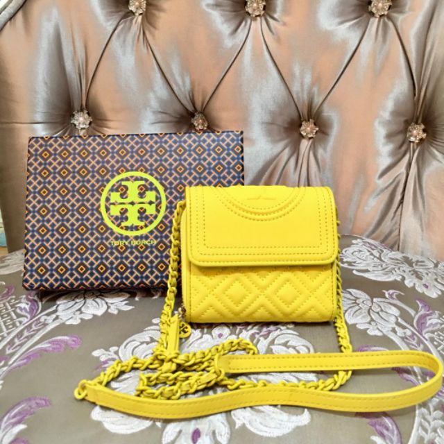 Tory Burch Fleming Matte Mini Chain Wallet 54300 Shopee Malaysia