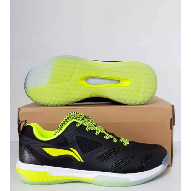 Kasut sale badminton lining