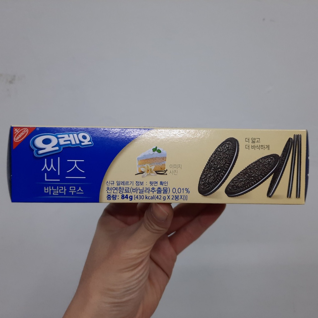 Korean OREO SANDWICH COOKIE Thin Sheet Choco Mint Tiramisu Vanilla ...