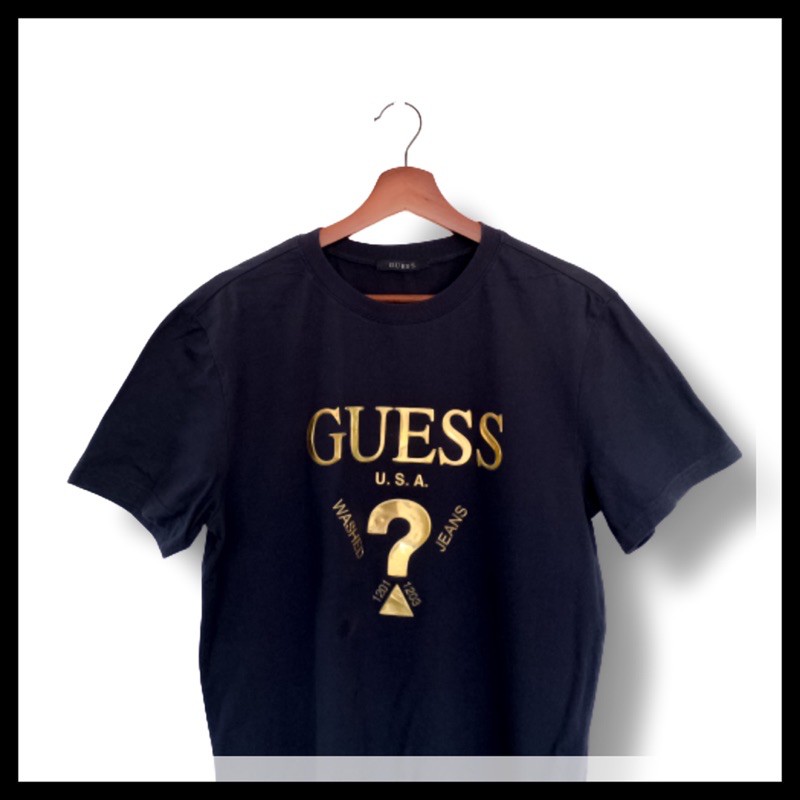 Guess store tee korea