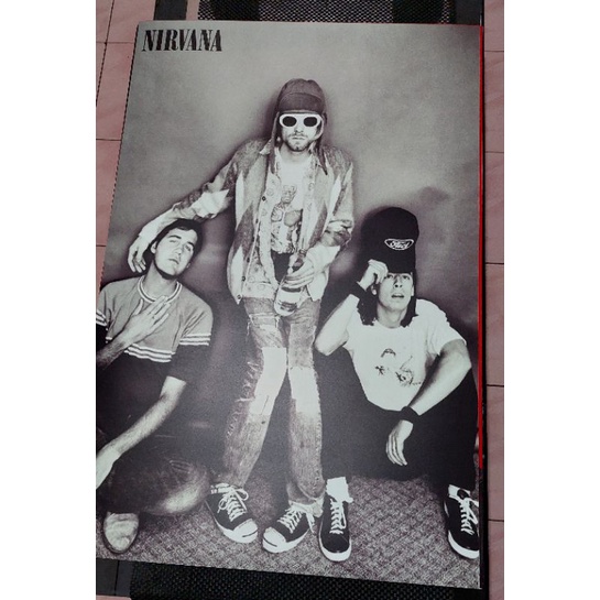 POSTER BAND NIRVANA kurt cobain | Shopee Malaysia