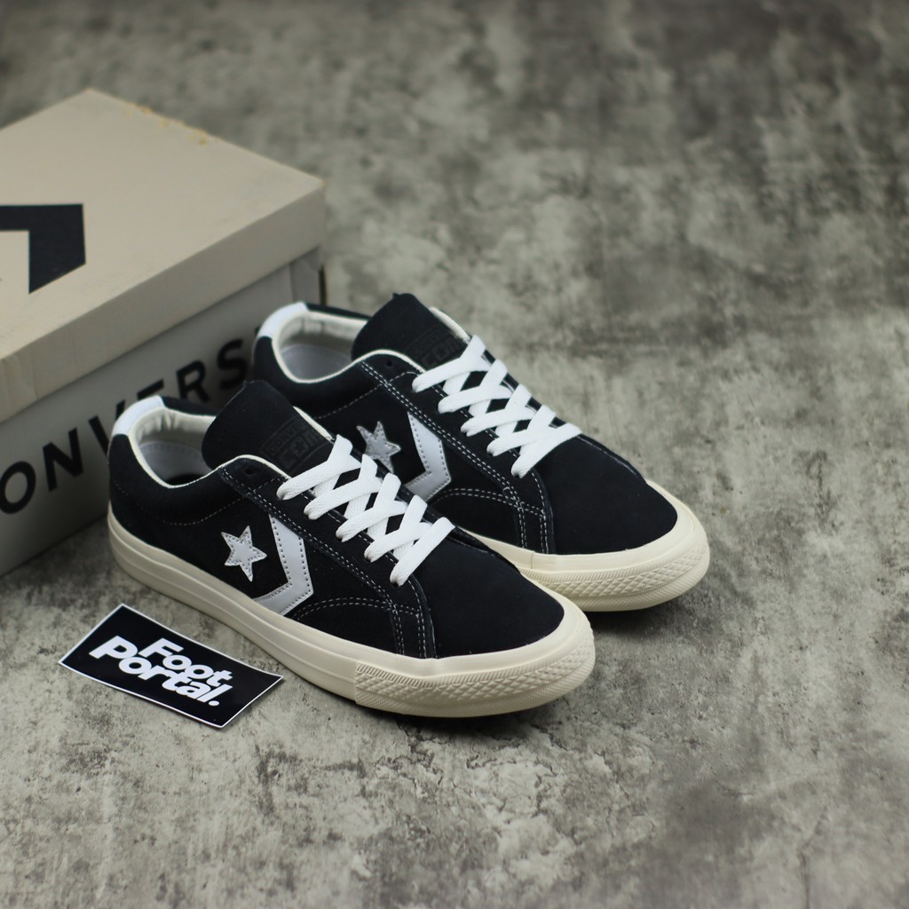 naast dikte Stamboom Converse Cons Star Player Pro Ox Black White Suede Shoes - PREMIUM IMPORT |  Shopee Malaysia