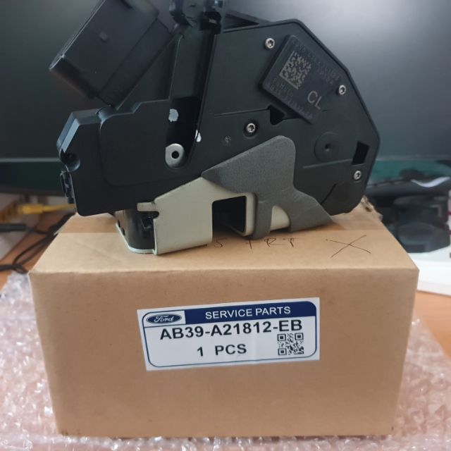 Ford Ranger T6 Right Front Rf Door Latch Shopee Malaysia