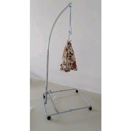 Spring cradle with clearance stand