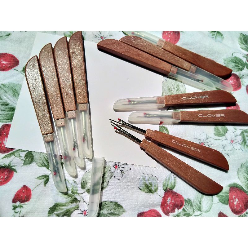 Tailor's Clover Seam ripper Thread cutter Penetas benang Sewing tools ...
