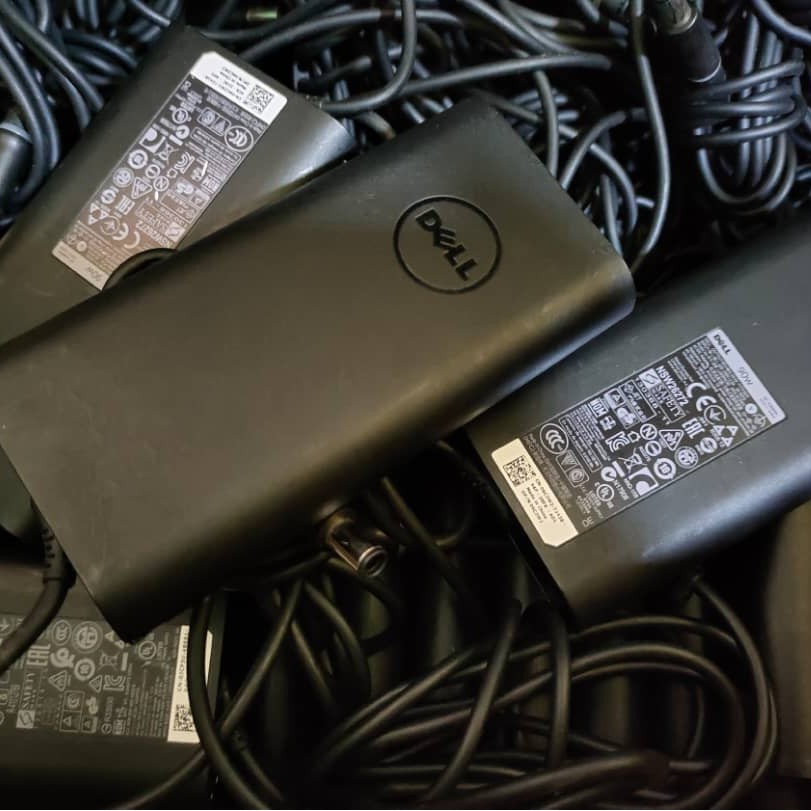 Original OEM DELL Slim 90W AC Adapter HH44H LA90PM130 DA90PM130 332-1833