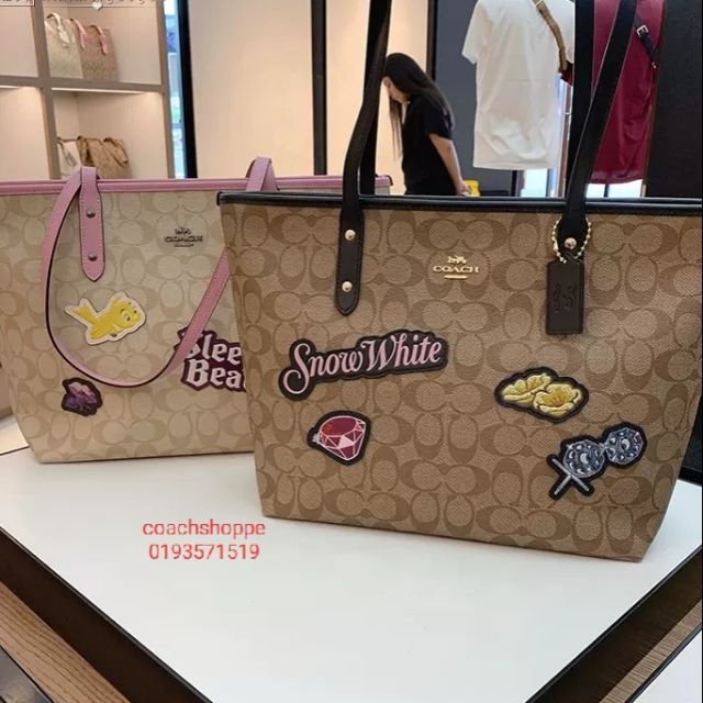 Snow white coach online tote