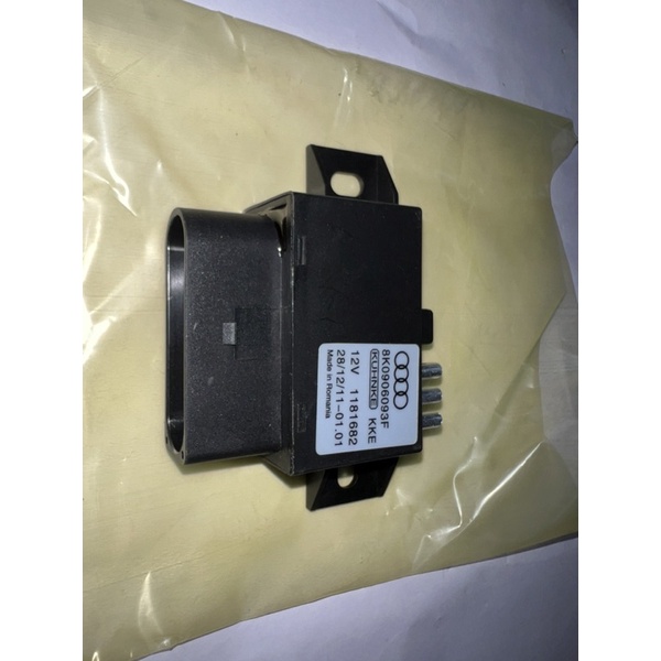 ( 100 ORIGINAL ) AUDI A4 S4 A5 S5 Q5 FUEL PUMP CONTROL MODULE FUEL