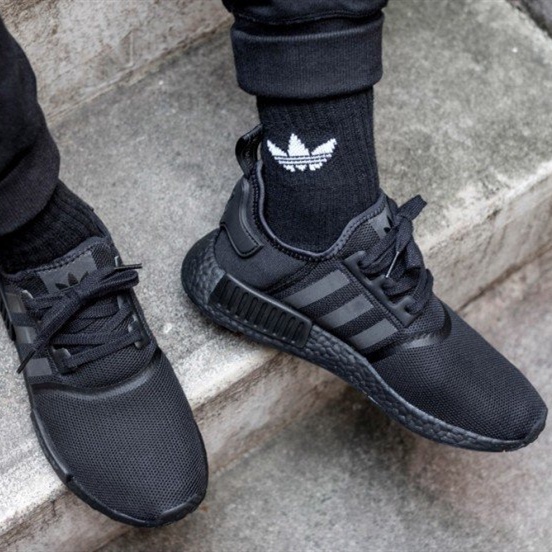 Adidas nmd r1 triple black s31508 best sale