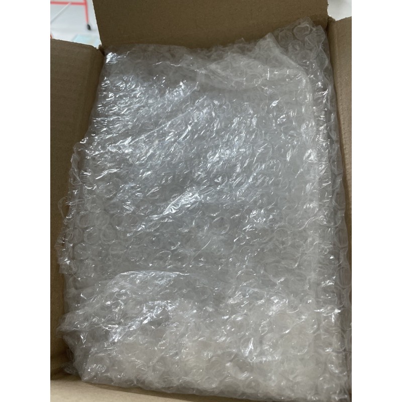 bubble wrap in 3 xs shopee boxes | Shopee Malaysia