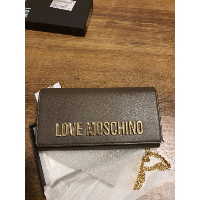 Love Moschino wallet on chain