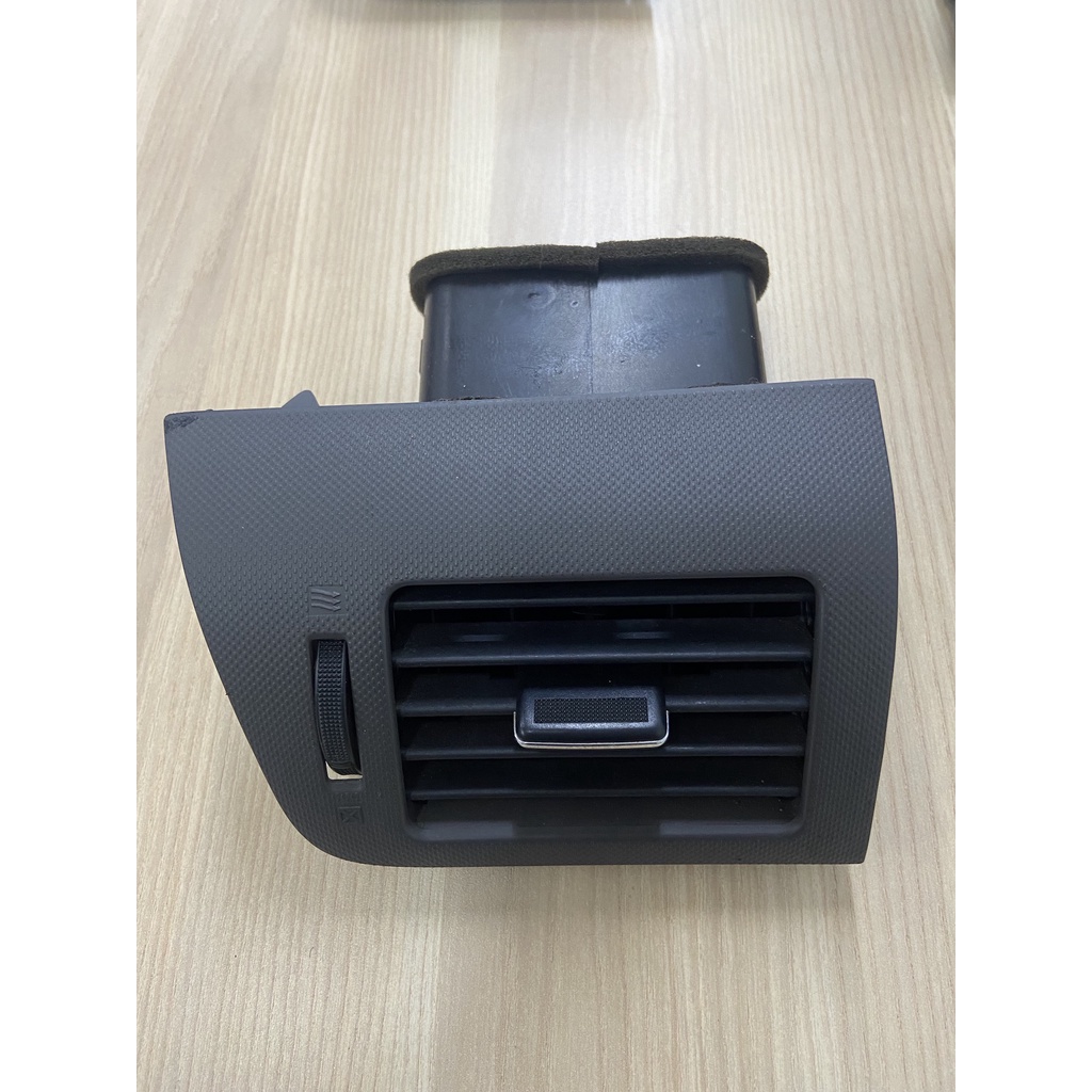 Autozone Original Toyota Alphard ANH10 MNH10 Aircon Vent (Used ...