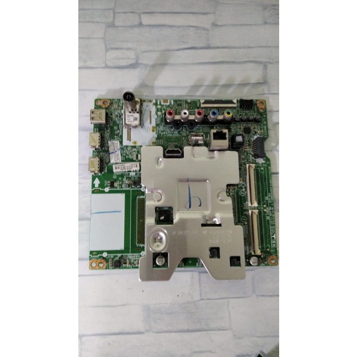Câbles Nappe FLEX TCON Pour Carte Principale TV LG 32LH5000 ZB, D'occasion