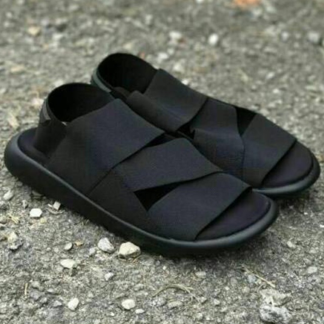 Y3 store sandals original