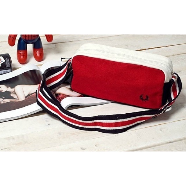 Fred perry sling bag online