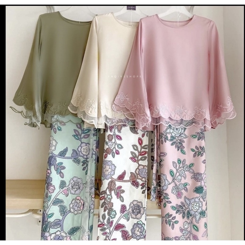 Baju Kurung Cantik ️ ️ Live Only Shopee Malaysia