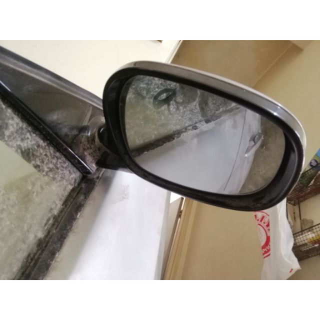 Used BMW E90 side mirror (Rh) Shopee Malaysia