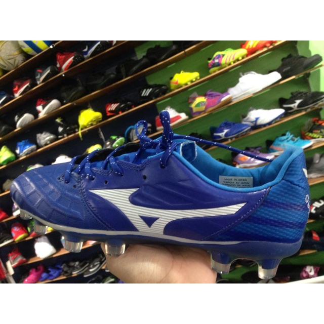 Kasut bola deals mizuno malaysia