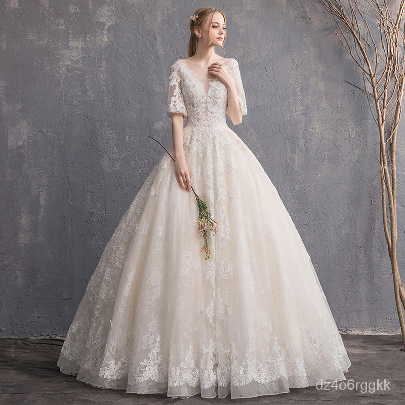 Lace malay outlet wedding dress