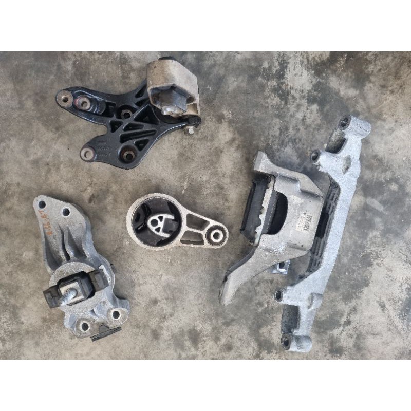 Mini cooper engine deals mount