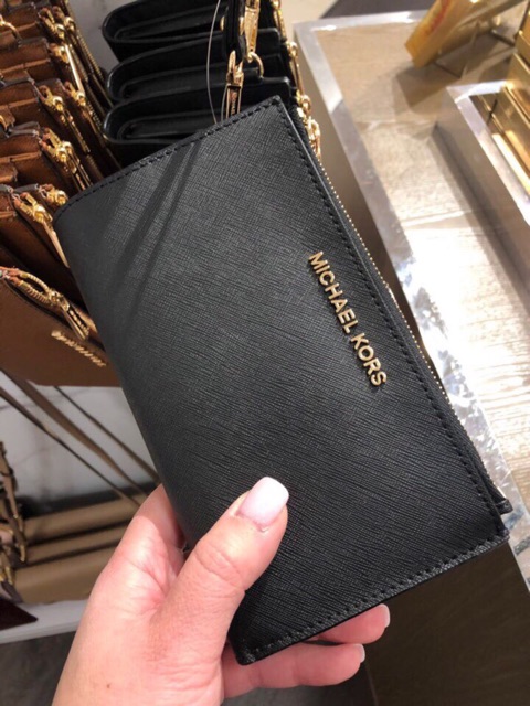 Michael kors on sale wristlet malaysia