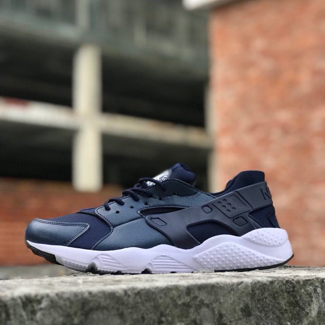 Air huarache navy blue and outlet white