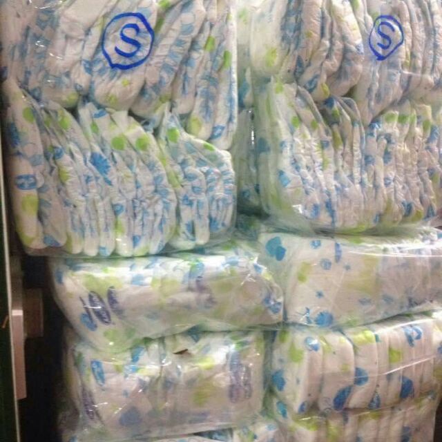 Pop store dry pampers