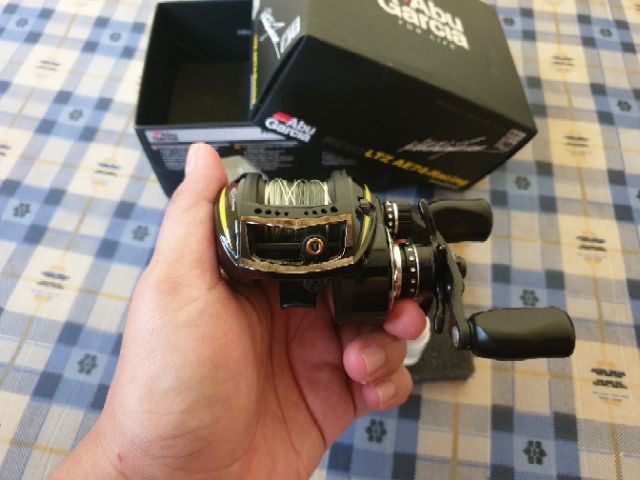 Abu Garcia Revo LTZ AE74-Racing Left Handed Baitcasting Reel