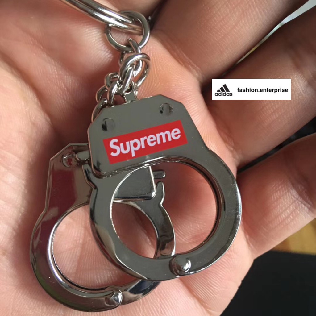 Supreme sale handcuffs keychain