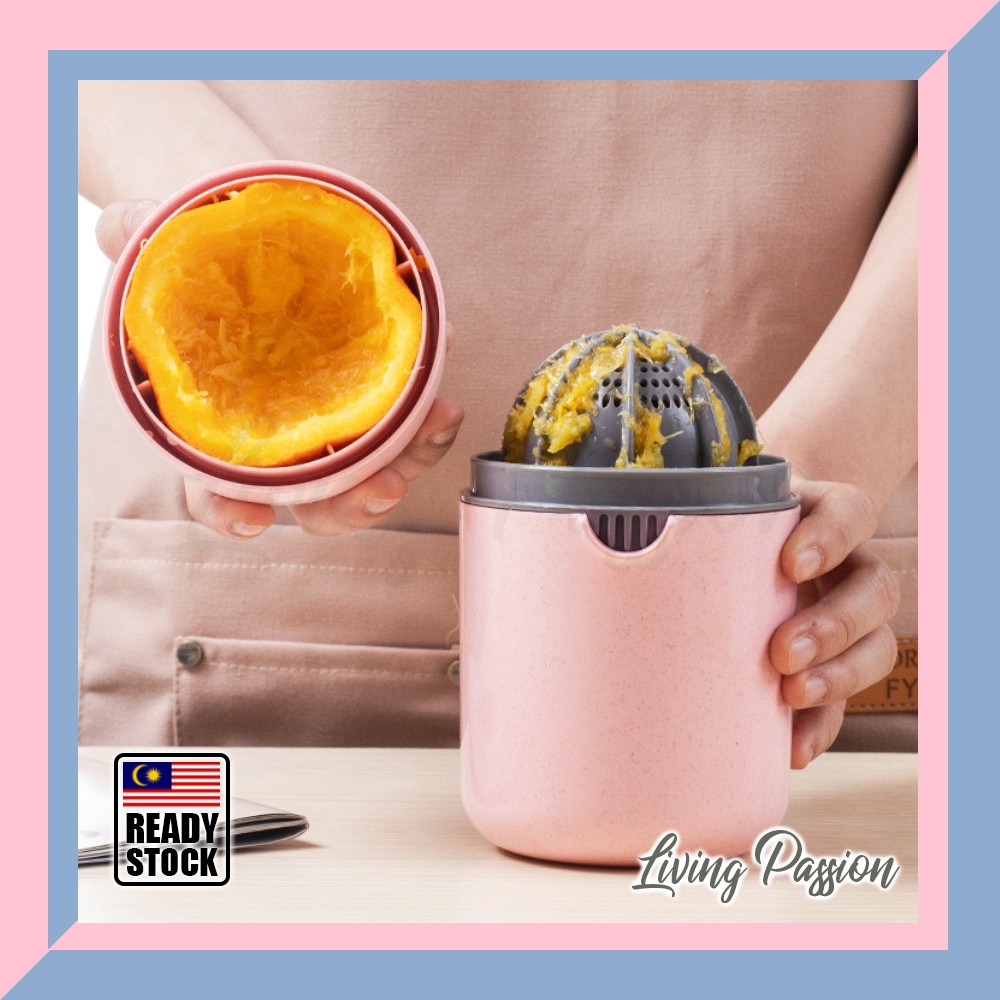 Portable Mini Fruit Juice Squeezer Extractor Manual Fruit Juicer Orange