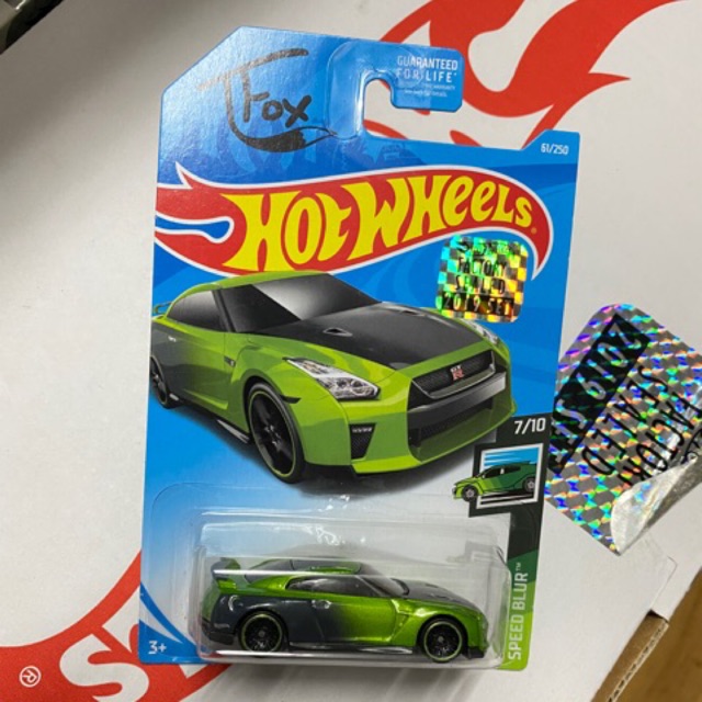 Hot wheels store nissan gtr tfox