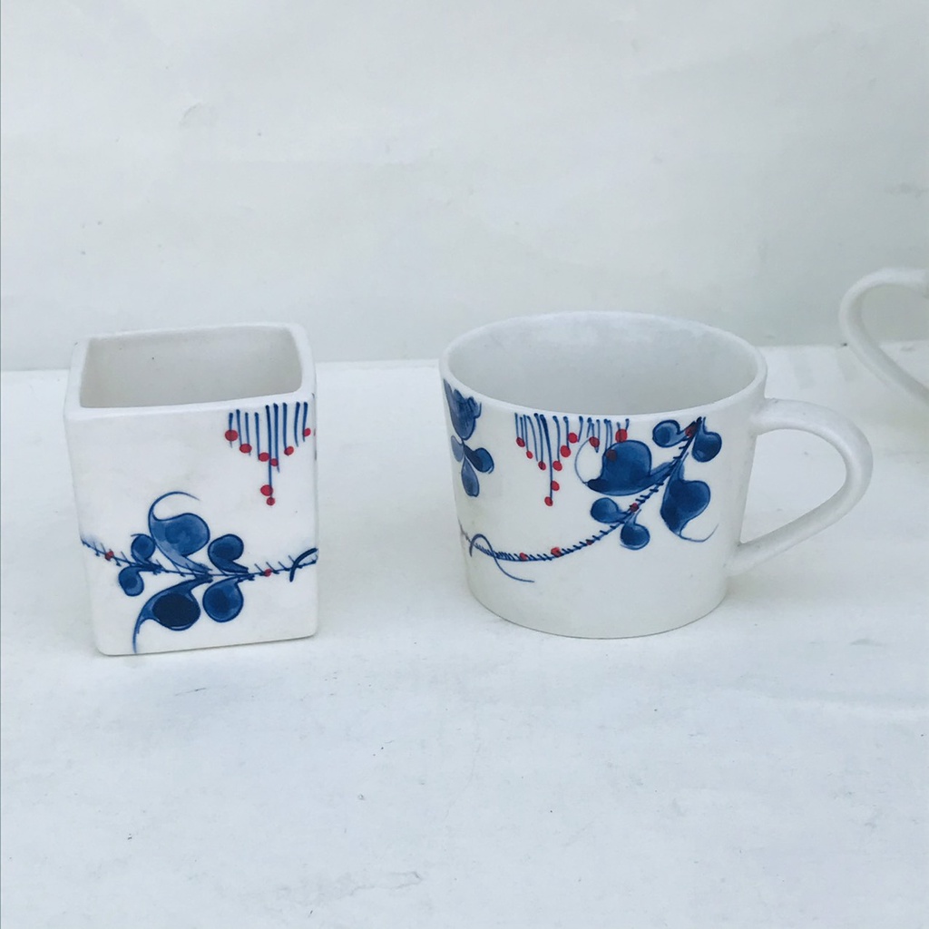 Square Cups without Handles and Round Cups with Handles Hand Painted ...
