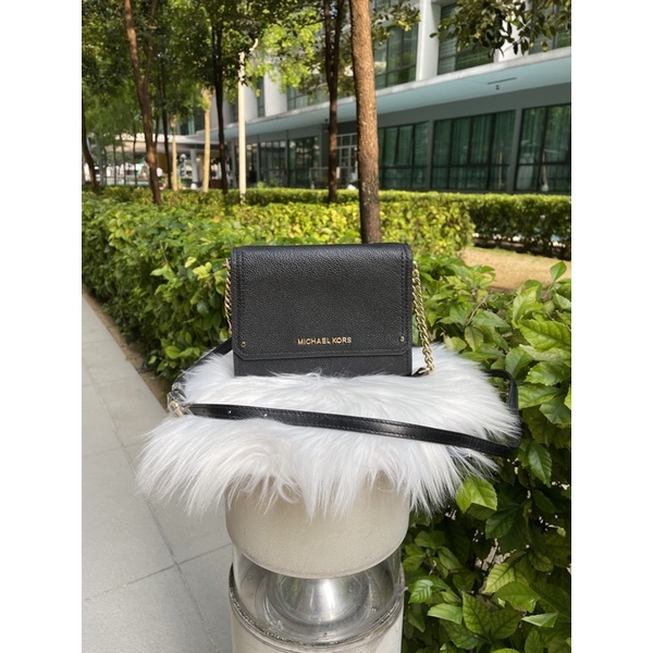 Michael kors hayes small clutch online