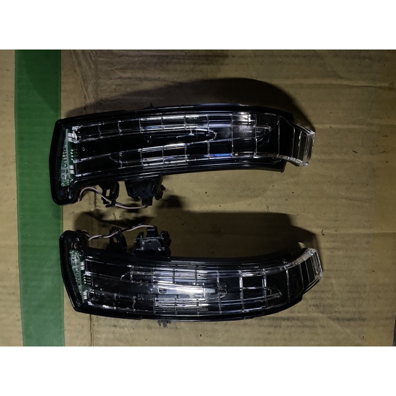 W212 W204 SIDE MIRROR LAMP 2128109000/2118109100 Shopee Malaysia