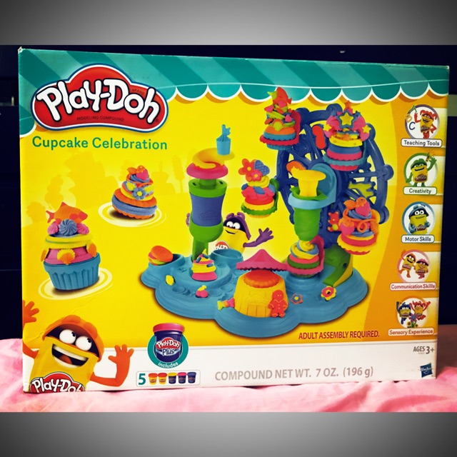 Play doh cupcake store celebration