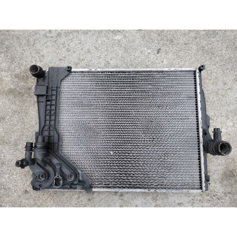 Bmw 2024 325i radiator