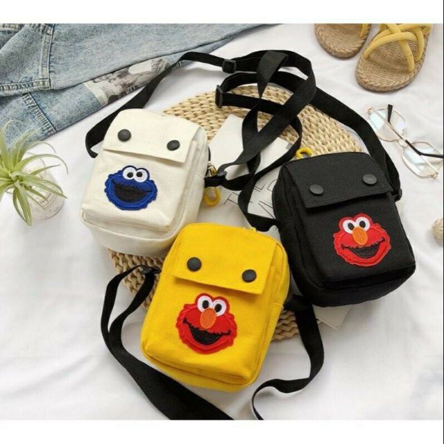 SLING BAG SESAME STREET BOYS BAG GIRLS BAG KIDS CHILDREN BAG WOMAN S CASUAL BAG CANVAS BAG BEG SILANG BUDAK Shopee Malaysia