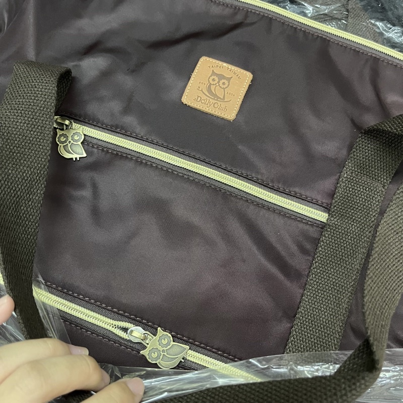 Dolly Club Taiwan L8 2 Ways Foldable Sling Travel Bag With Adjustable