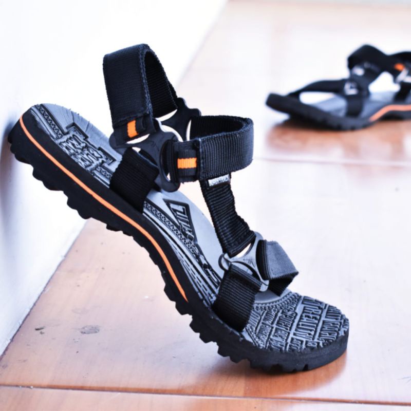 mountaineering sandals