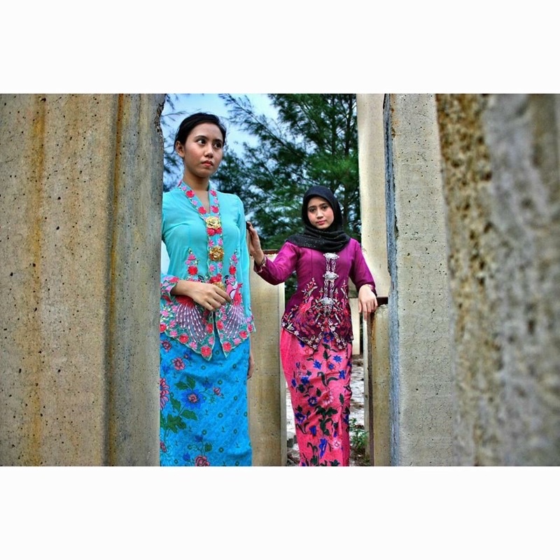KEBAYA NYONYA MELAKA RAYA 2025 - M | Shopee Malaysia