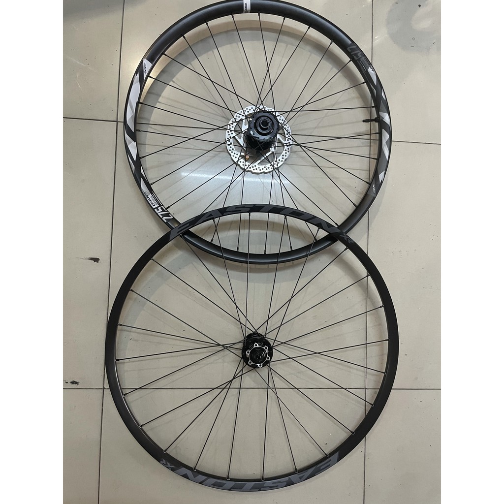 Giant best sale xct wheelset