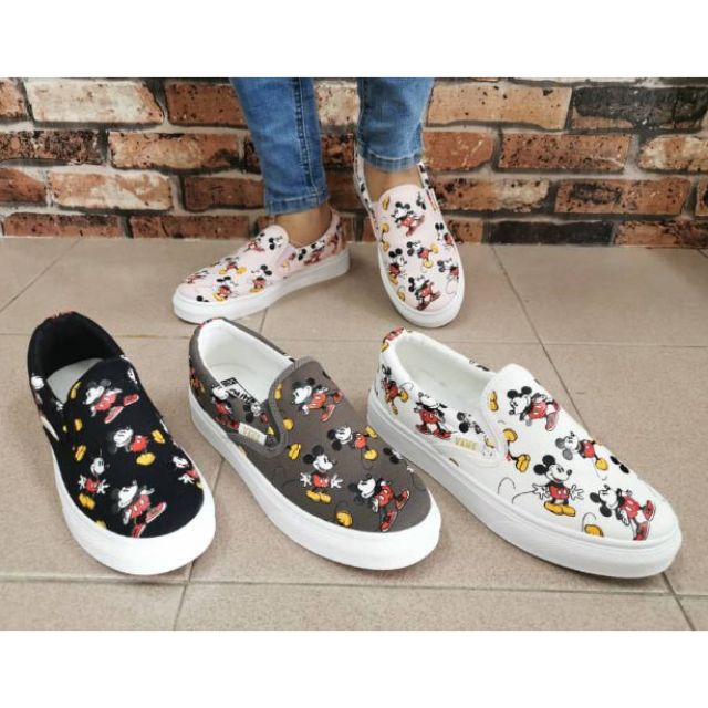 Kasut vans store mickey mouse