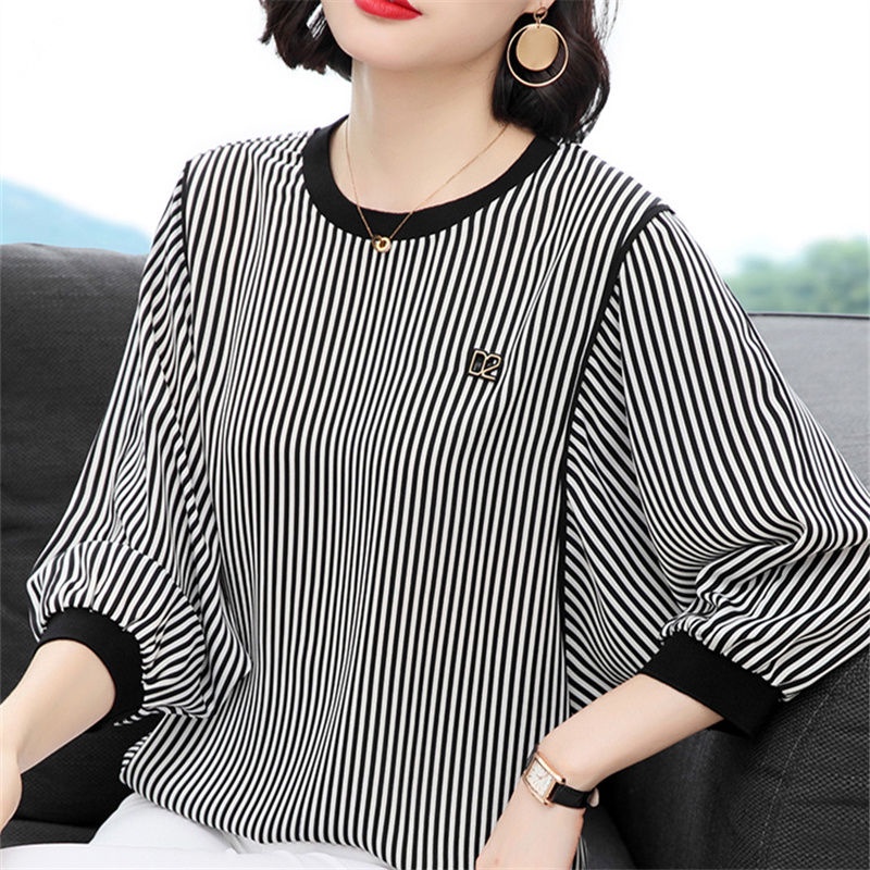 Rainbow T Shirt Women Striped Kawaii Clothes Harajuku Korean Style  Streetwear Aesthetic Long Sleeve Fall Roupas Feminina O Neck