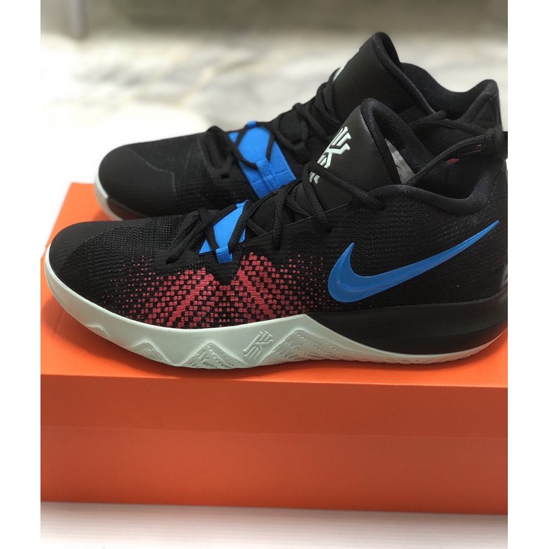 Kyrie flytrap black hot sale and blue