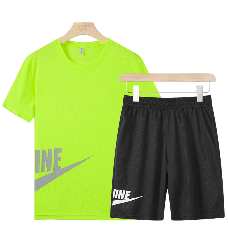 Nike t shirt hotsell and shorts set mens